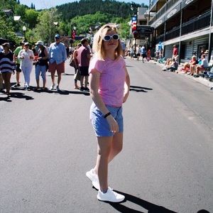 Meet your Posher, Addie